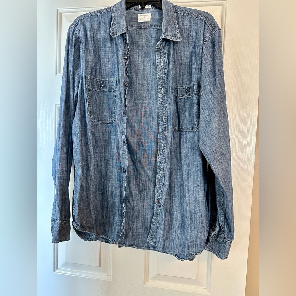 Excellent condition Docker’s denim shirt